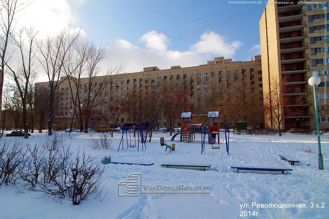 Революционная 3 тольятти фото Togliatti, Revolyutsionnaya st house 3 к.2. Apartment house