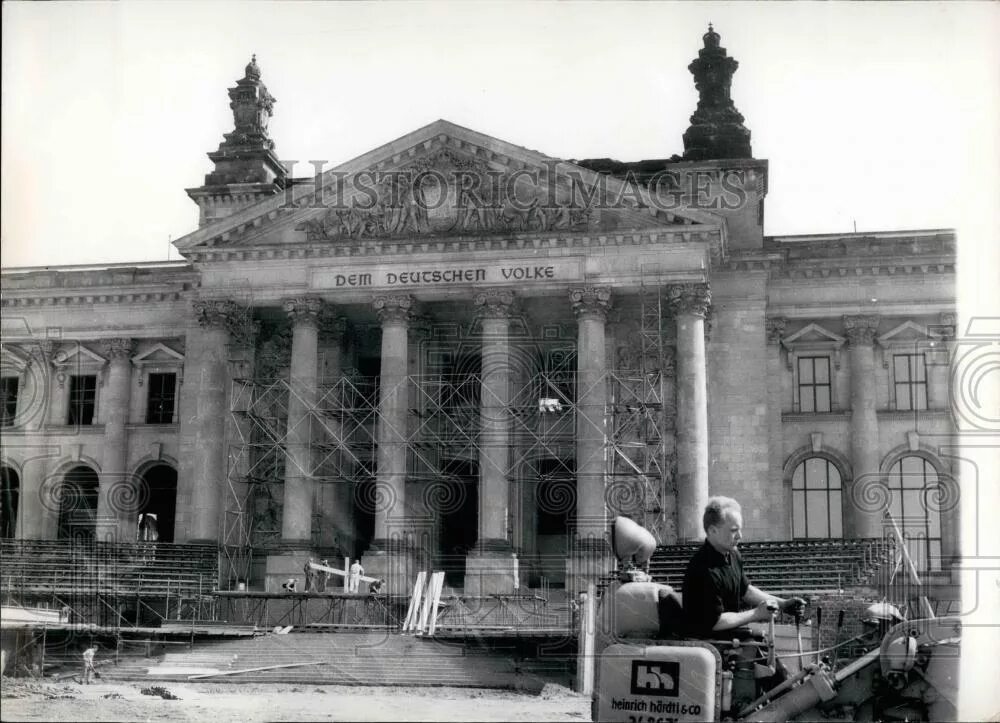 Рейхстаг фото ссср Здание Рейхстага после войны. 1960-2014. - история в фотографиях - LiveJournal