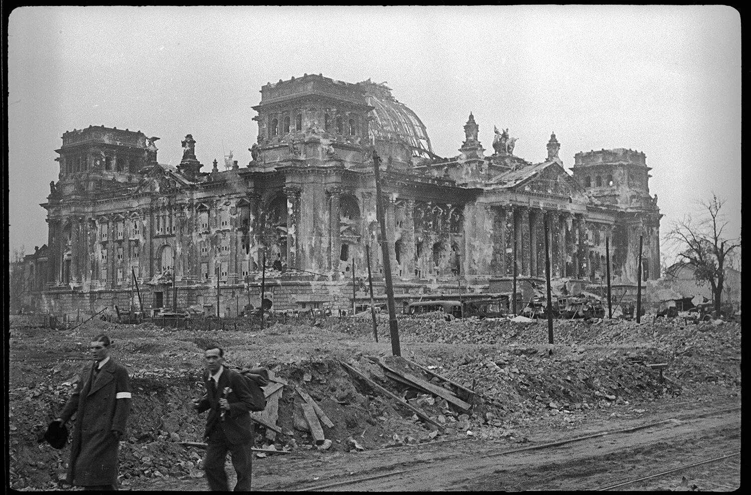 Рейхстаг здание 1945 фото Берлин, 1945 год Война, Военные фотографии, Берлин