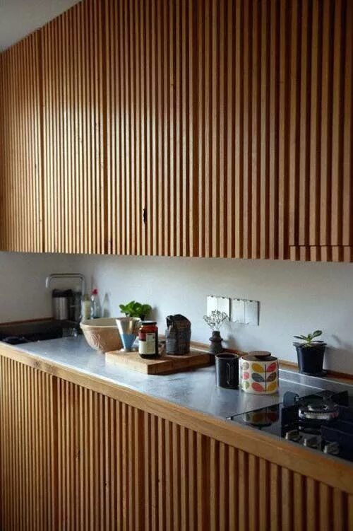 Рейки на кухне фото дизайн Японский стиль. Japanese style. Minimalist kitchen, Minimalist kitchen cabinets,