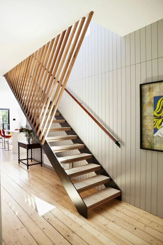 Рейки на лестнице фото Pin by Sarah Silverberg on House Stairs design, Staircase design, Stairs design 