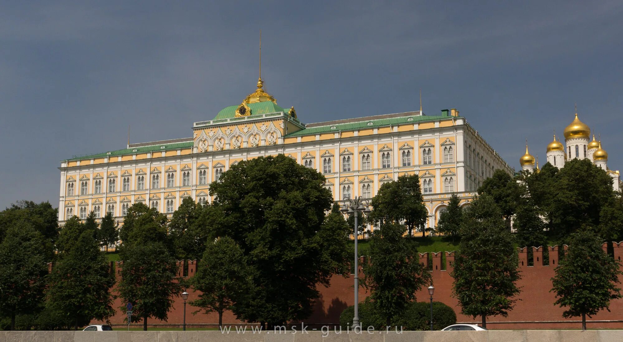 Резиденция президента россии в московском кремле фото Большой кремлёвский дворец в Москве