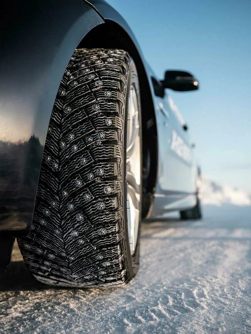 Резина зима фото Michelin X-Ice North 4 245/35 R20 H95 шип - купить в интернет-магазине по низкой