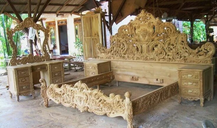 Резная мебель из дерева фото Резная мебель Wooden bed design, Bed design, Bed furniture design