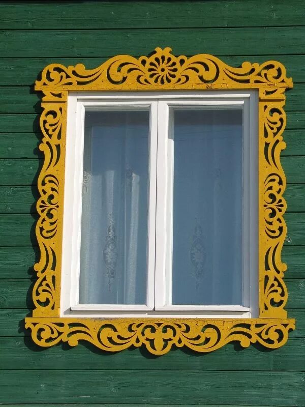 Резные наличники на окнах фото Наличники - мелодия в дереве... Window grill design, Natural home decor, Window 