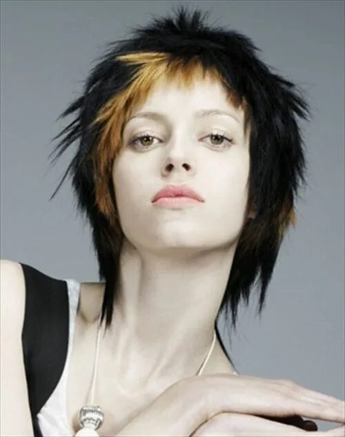 Рваная стрижка фото Emo Hairstyles for Medium Length Hair Emo haircuts, Emo girl hairstyles, Alterna