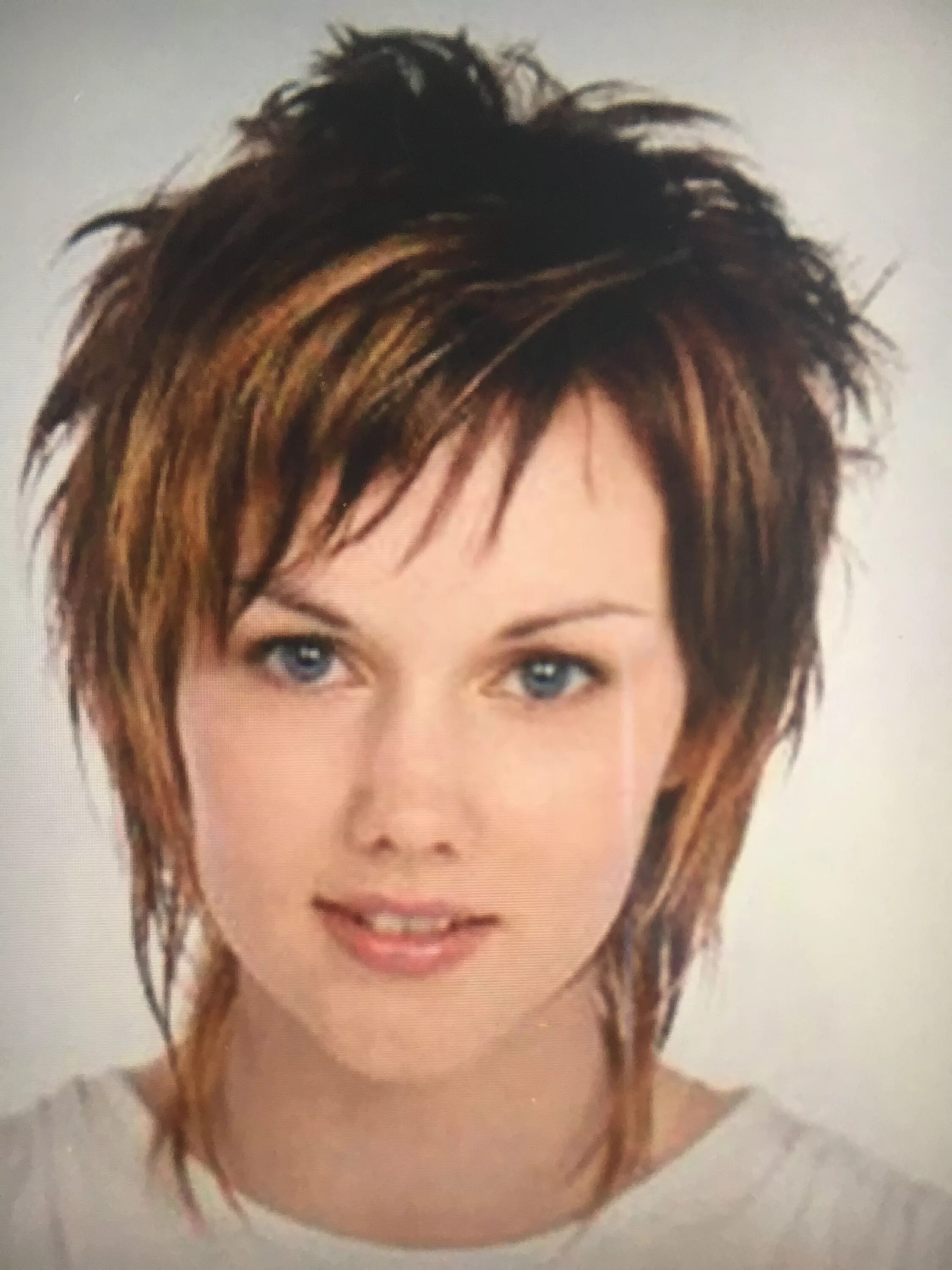 Рваная стрижка на короткие Pin on Hairstyles Edgy hair, Short hair cuts, Short hair haircuts