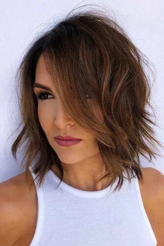 Рваная стрижка на средние волосы без челки 18 Medium Length Hairstyles for Thick Hair Short wavy hair, Medium length hair c