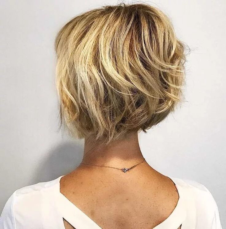 Рваное каре фото вид сзади Pin on Short Hairstyles