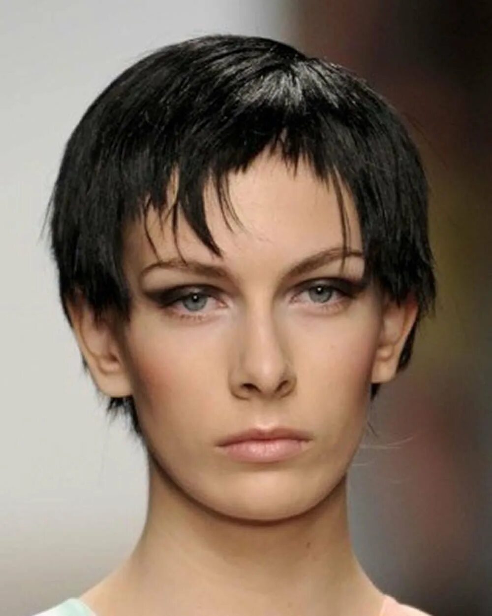 Рваные челки фото короткие стрижки 30 Trendy Short Hair Cut (2021 Update) - Bob & Pixie Hair Styles for Ladies - Pa