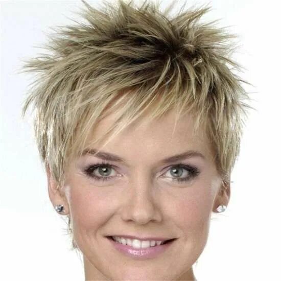 Рваные короткие стрижки для женщин Short Pixie Haircuts Women's Fashion Straight Short Hair Wavy Wigs for Women Wis