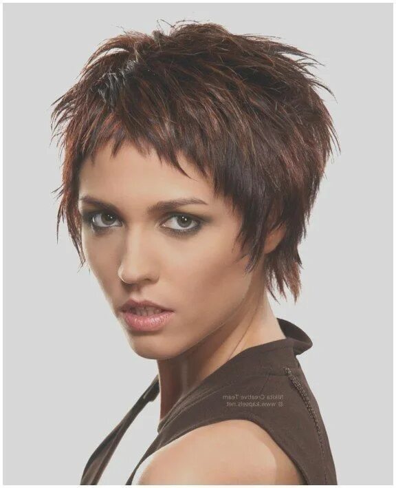 Рваные стрижки на короткие волосы для женщин Pin on HAIR YESSSSS Edgy short hair, Edgy short haircuts, Short choppy hair