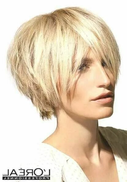 Рваный боб на короткие волосы фото Pin by Jo Porritt on Hair in 2024 Bob hairstyles, Short hair cuts, Short hair st