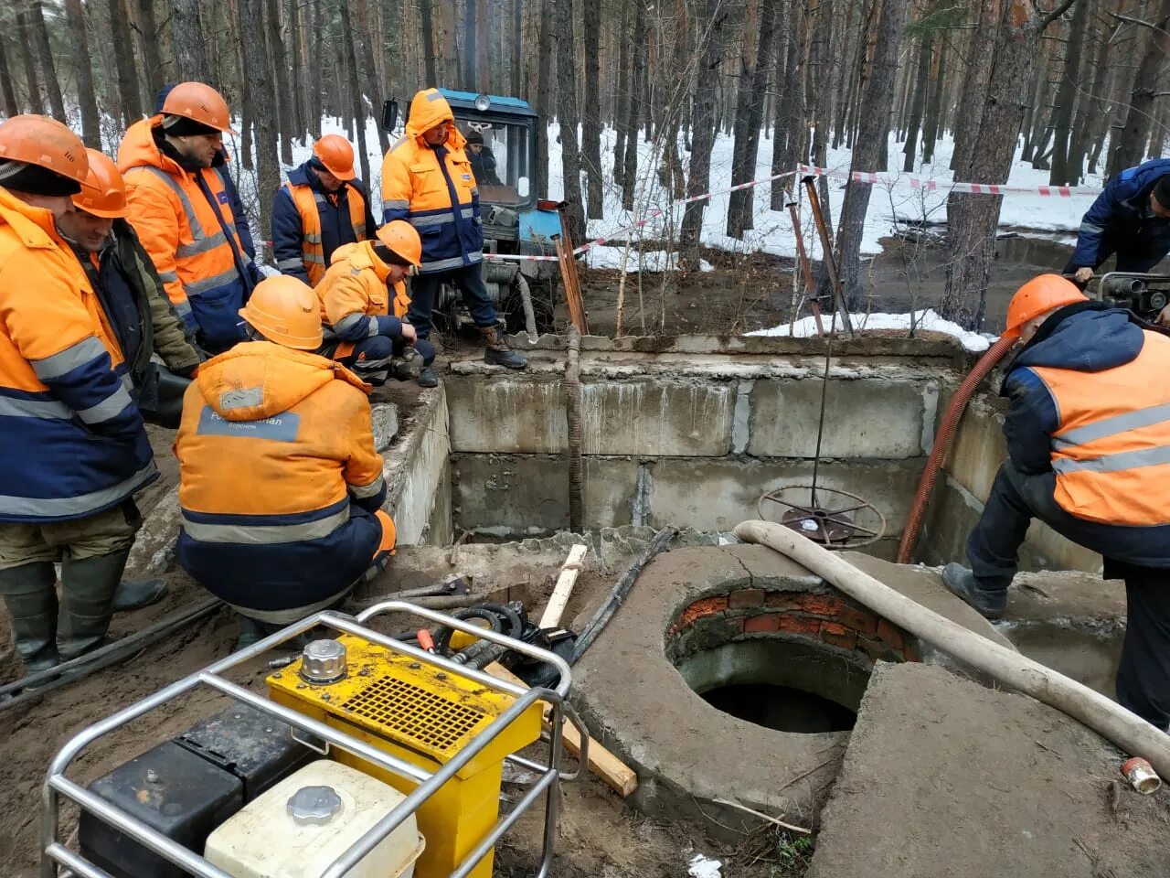 Рвк воронеж фото В Воронеже ликвидировали аварию, оставившую без воды дома на улицах Владимира Не